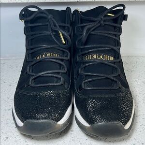 Air Jordan 11 Retro Heiress Black Stingray GS Size Men/Youth 6.5 Women’s Size 8